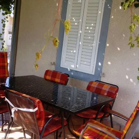 House Bjanka * Blace