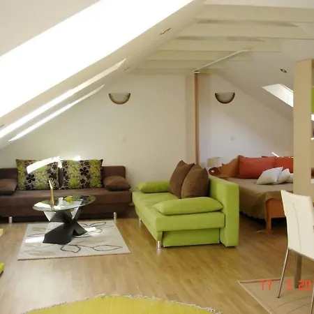 House Bjanka Blace